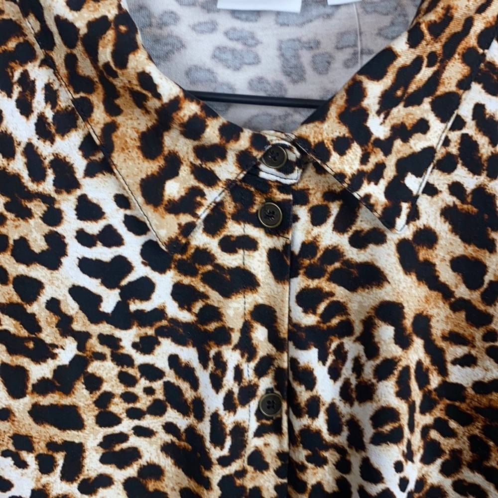 New Directions Leopard Print Julianna Crepe Tunic Button-up Top size Large - Picture 9 of 9